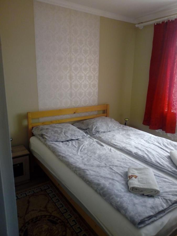 Kiraly Apartman Gheorgheni  Extérieur photo
